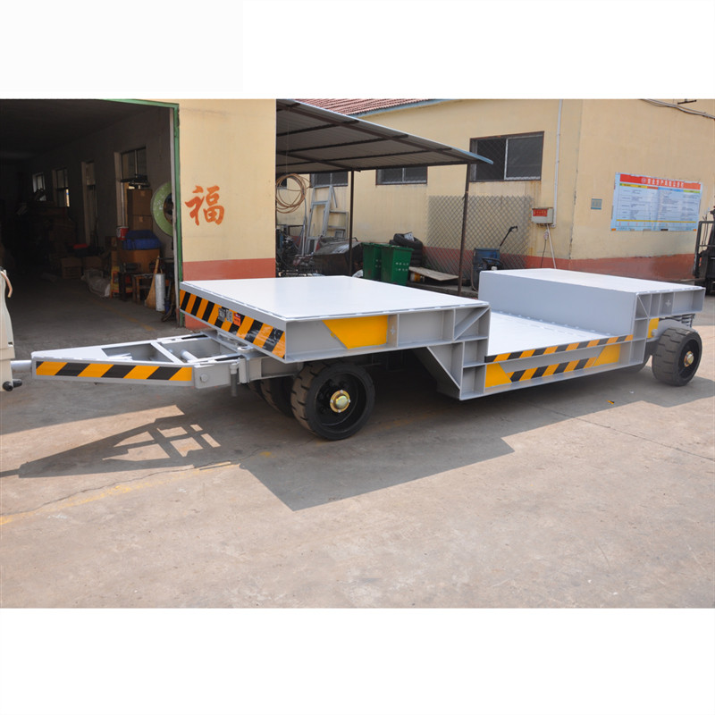 低平板拖車